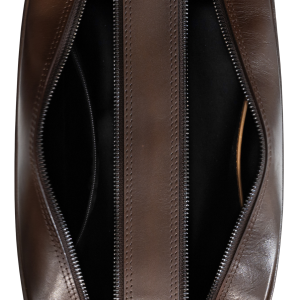 The beard struggle LEATHER WAR BAG, Met voldoende ruimte om al uw benodigdheden op te bergen, is deze XXL-tas perfect voor korte trips of langere verblijven