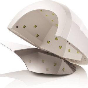 Nailsystem 48Power sunled, Dit model is een professionele 36 LED-lamp uitgerust met een infraroodsysteem dat het apparaat activeert en deactiveert met een automatisch systeem voor het inbrengen of verwijderen van de hand.