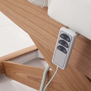 XanitaliaPro Colonial Wood Spa elektrisch massagebed zeer professionele en degelijke massagetafel , waar u uw klant echt op behandelen kan, zonder dat de tafel alle kanten op beweegt tijdens inspannende of ontspannende massage of andere behandelsessies