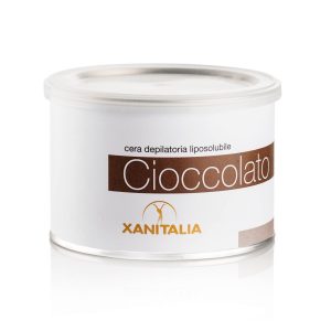 Xanitalia wax CIOCCOLATO in pot 400ml Xanitalia wax CIOCCOLATO in pot 400ml Deze hars/wax-pot bevat hoogwaardige cera alba/bijenwas en glycerine rosinaat en wordt toegepast met een spatel. Daarmee is het uitermate geschikt voor het ontharen van grote lichaamsoppervlakten