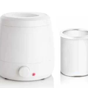 Xanitalia Wax Verwarmer Advance (inhoud 800ml) Advance 800 wax verwarmer Minimaal ontwerp van hoge kwaliteit! Advance is een professionele waxverwarmer met uitstekende veiligheidsnormen. Krachtig en snel, met 100 watt vermogen, biedt het een uitstekende efficiëntie en verwarmingssnelheid. Dit model is voorzien van een analoge thermostaat en een gepantserde verwarmingseenheid. Deze kenmerken garanderen een effectieve werking in de tijd. De verpakking bevat de wax heater met deksel en netsnoer. Was warmer specificaties: 220-230V ~ 50/60 hz 100 watt Voor 800 ml blikken Minimaal design van hoge kwaliteit - Advance is een professionele waxverwarmer met uitstekende veiligheidsnormen. Krachtig en snel, met een vermogen van 100 watt, biedt het een uitstekende efficiëntie en verwarmingssnelheid. Dit model is voorzien van een analoge thermostaat en een gepantserde verwarming eenheid. Deze kenmerken garanderen een effectieve werking in de loop van de tijd. Het pakket bevat de wax verwarmer met deksel en netsnoer.